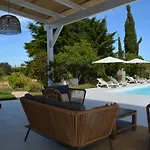 לינה וארוחת בוקר Quinta Luz Do Sol מונקאראפאצ'ו